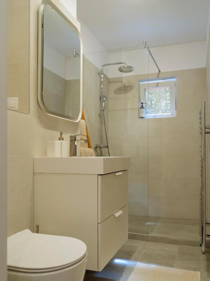 Cozy Central Apartment Near The Forest Брашов Екстериор снимка